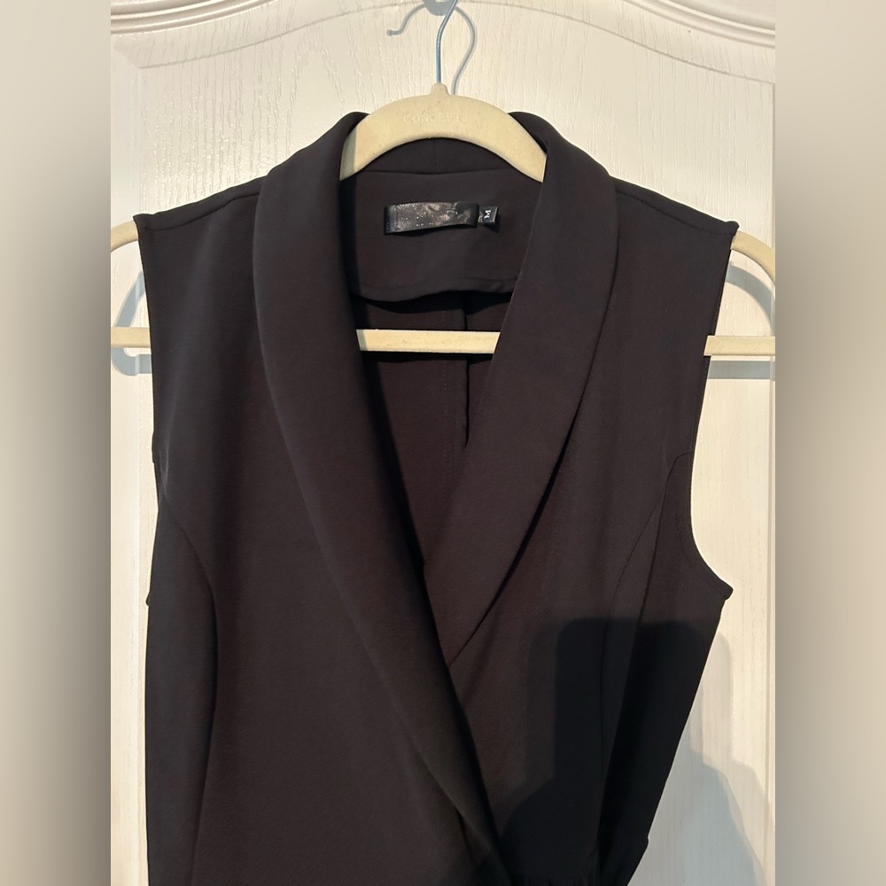 Black Sleeveless Wrap Dress With Pleated Detailing - Picture 2 of 9